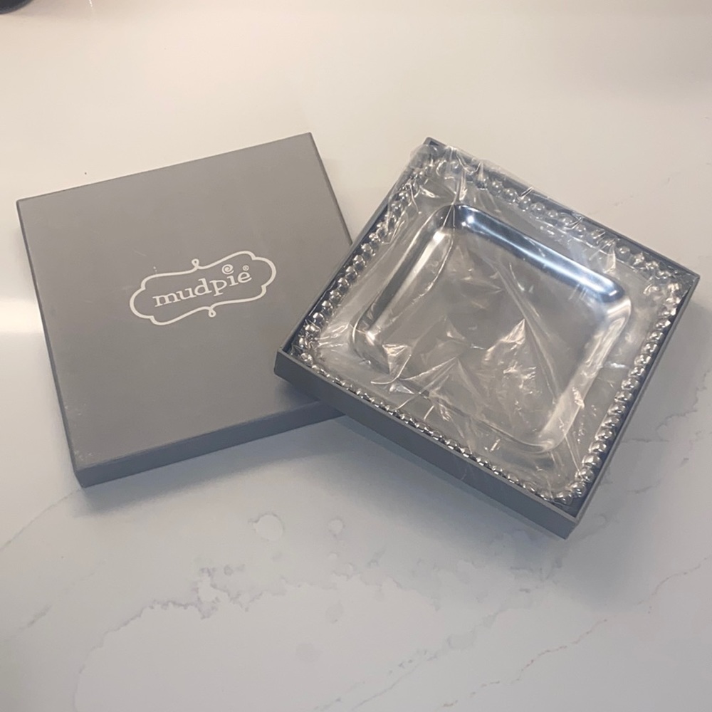 NWT Mudpie Blank Initial Metal Tray